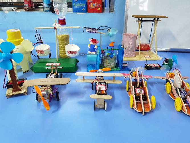 巧手细作,创意无限——龙湖国际城小学自制玩教具