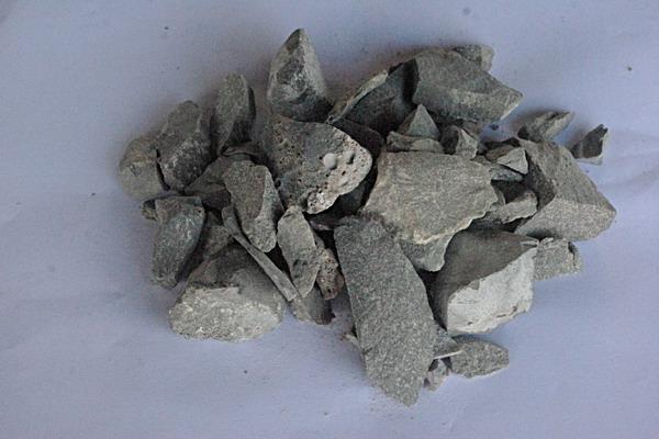 烧结型铝酸钙