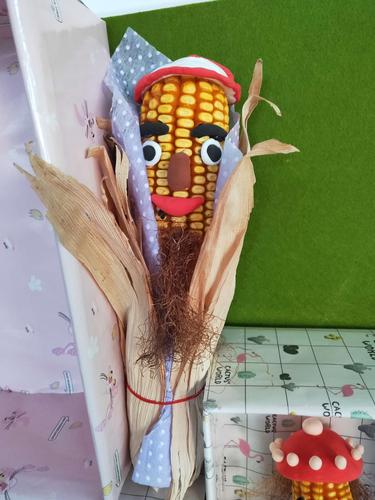 "玉米全身都是宝" 趣味亲子手工制作——老府中心幼儿园