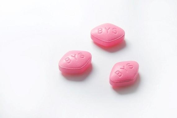 治疗用药  金戈又被称为"粉色小药丸",是一粒粉色的菱形的固态药片