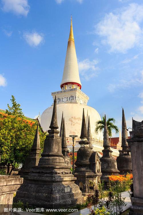 大型古塔,历史悠久的泰国南部:佛塔