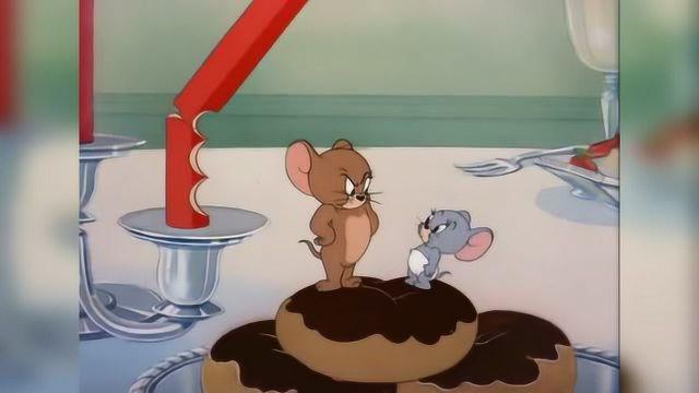 猫和老鼠:小泰菲真是个啥都敢吃的贪吃鬼,杰瑞鼠也无可奈何