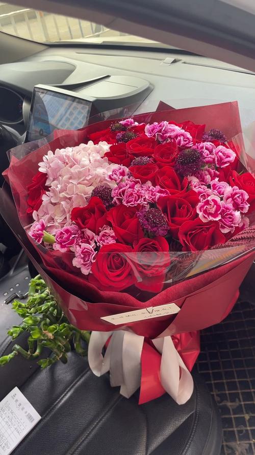 红玫瑰花束  #生日花束  #送给妈妈的礼物  #送给妈妈的礼物  #鲜花