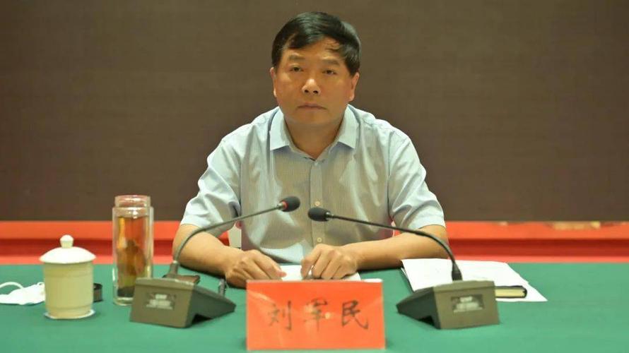 县委书记刘军民就"万人助万企"活动提出具体要求.