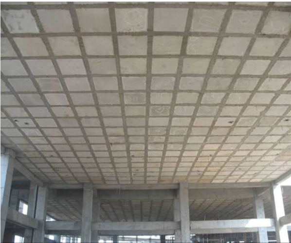 叠合箱网梁楼盖施工效果类型二:蜂巢芯空心楼盖1.