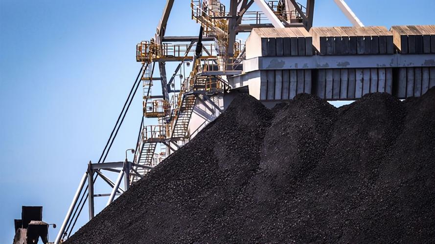 铁矿石价格暴跌50%,巴西2次减产,矿企巨头求助中企签下关键订单