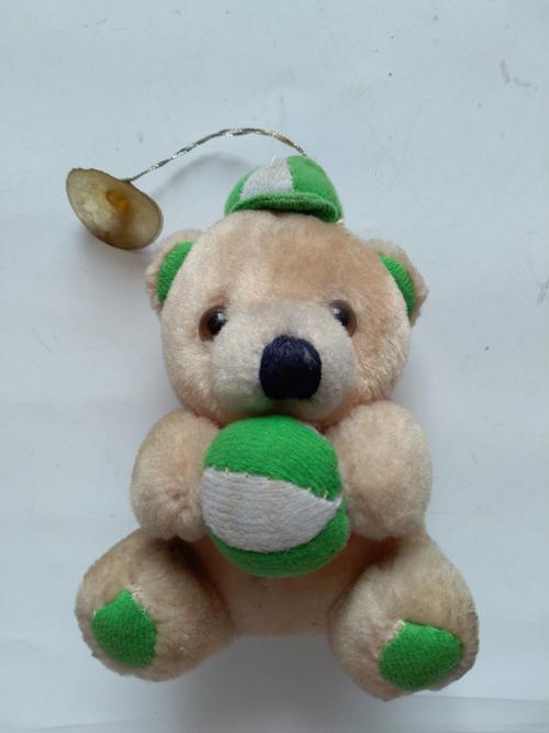 九十年代玩具小熊抱球点图可放大