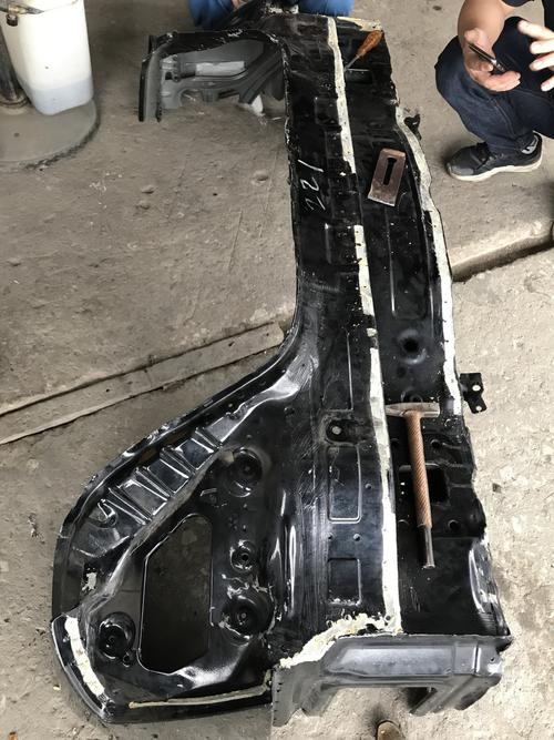奔驰s350铝合金后围板怎么焊接