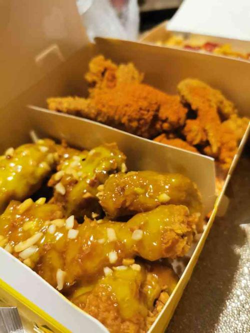 味哩莱韩式网红炸鸡-"她们的炸鸡简直是百吃不厌呀～ 16615甜辣.
