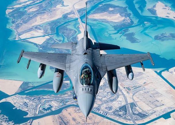 美媒:美军将向海湾地区部署更多f-16战机