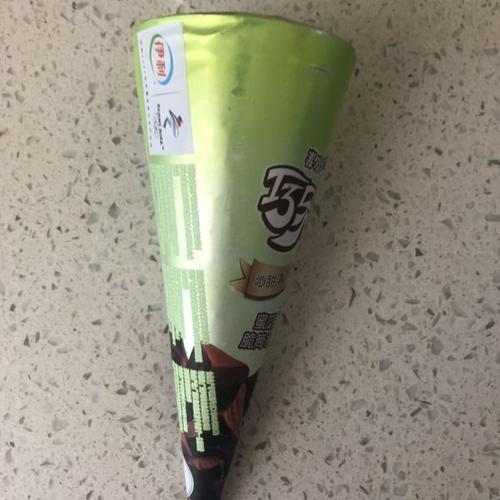 伊利巧乐兹哈密瓜口味脆皮甜筒冰淇淋73g6盒