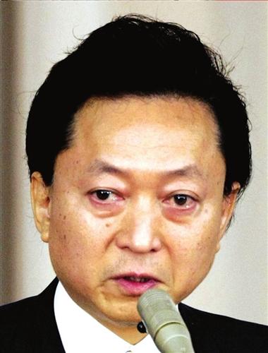 鸠山宣布辞去日本首相职务 对手穷追不舍