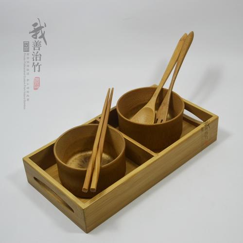 产品实拍product took竹制餐具套装我们采用全竹生产的竹子餐具,天然