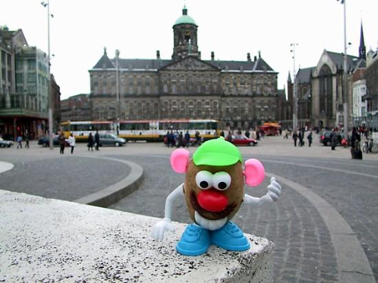 photo: dam square: the queens palace | mr potatoheads journal