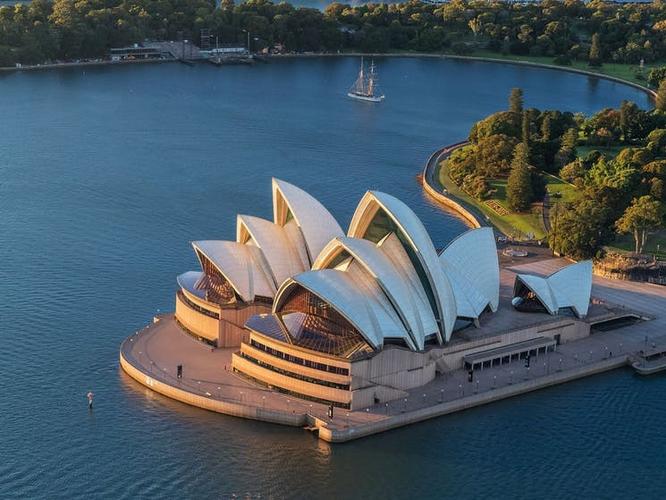 悉尼歌剧院的设计灵感来自橘子