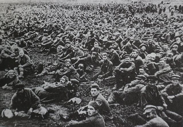 12,德军声称,在斯摩棱斯克俘虏了65万苏军.