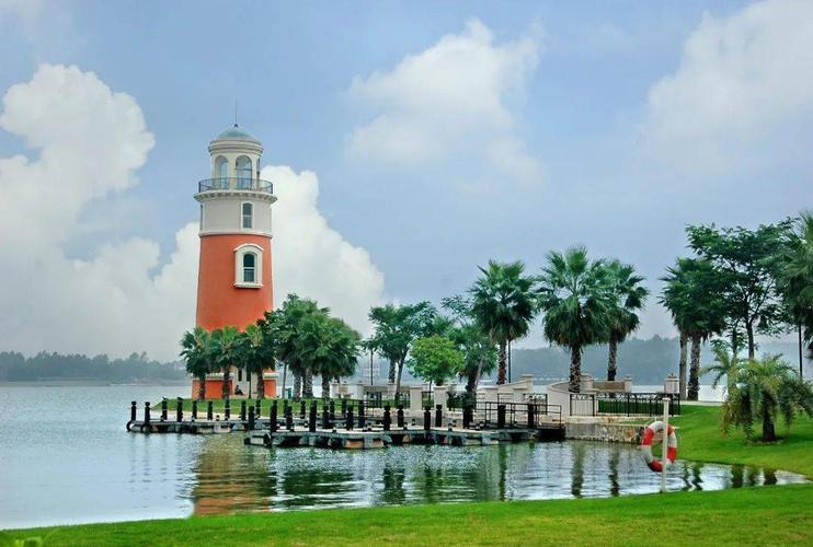 仙湖是南海第二大湖,是丹灶镇知名旅游胜地.