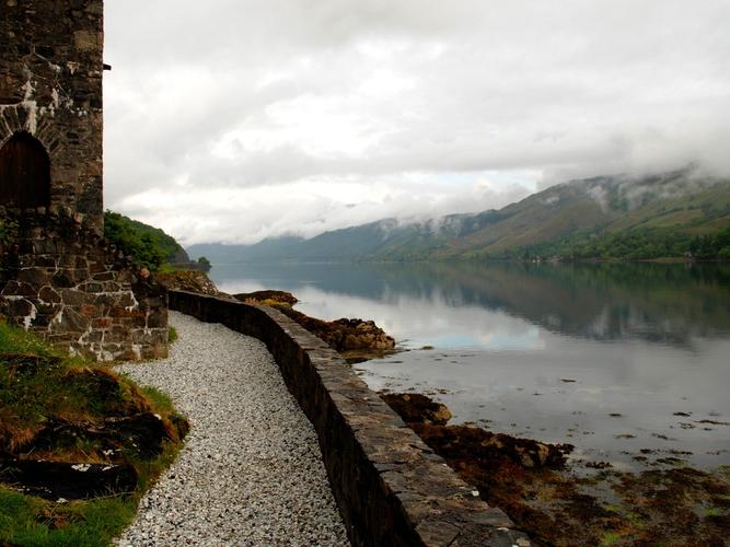描述: 苏格兰河流-风景摄影宽屏壁纸 当前壁纸尺寸: 1600 x 1200