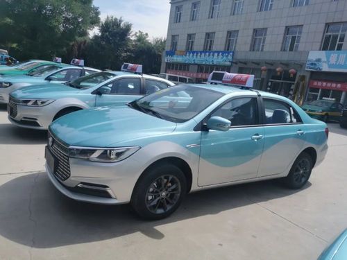 银川街头出现新型出租车,8年内全更换!_腾讯新闻