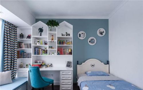 3,色彩搭配男孩子卧室的色调能够深蓝色为主导色彩,那样看起来稳重