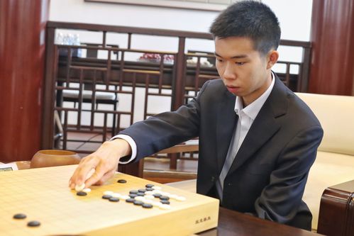 辜梓豪成为中国围棋历史上第十位天元.