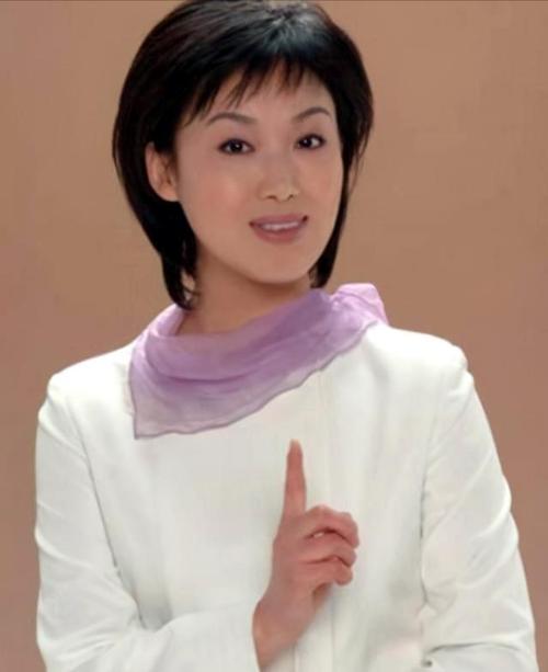 央视主播郑丽赵普的妻子是谣言37岁低调做妈妈嫁普通丈夫