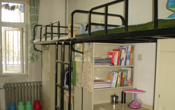 东华理工大学新生宿舍条件及几个人一间宿舍环境图片