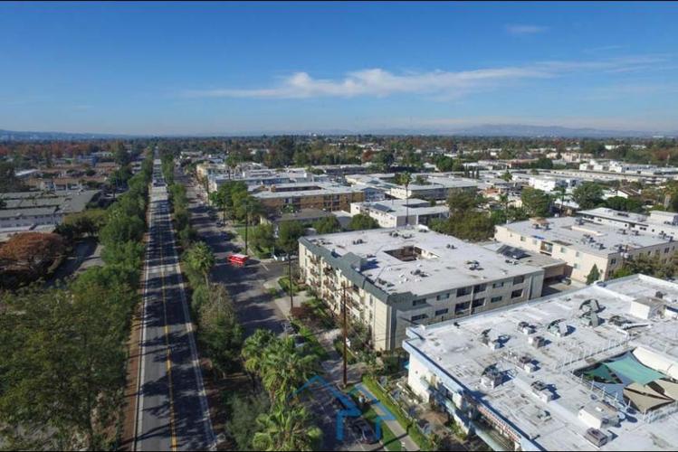 洛杉矶northhollywood市出租公寓共34单位年收入37万美元配置高端设有
