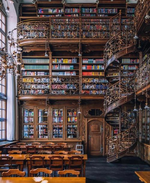 世界上最好的图书馆和书店