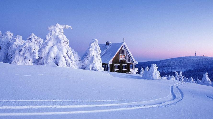 首页 桌面壁纸 美丽的冬日雪景风景图片高清宽屏壁纸上一张下一张查看