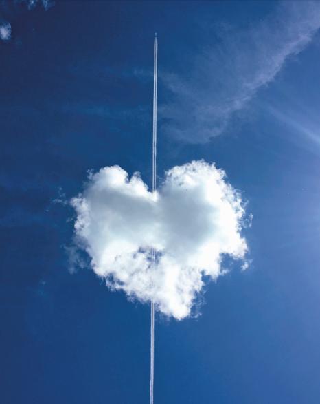 一朵云拍18年牛津高材生收集365张唯美云照每一张都令人惊艳