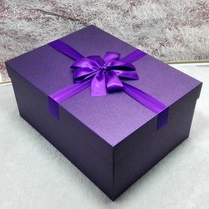 紫色长方形包装盒