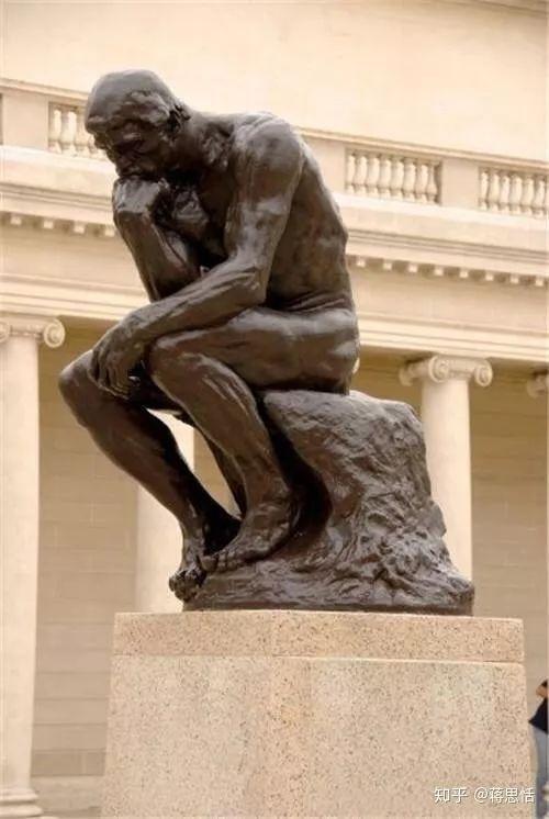最出名的例子就是沉思者雕像了,在你的印象中,沉思者雕像是什么姿 ??