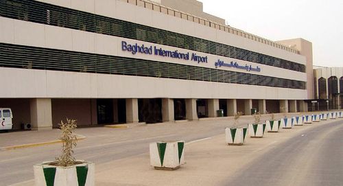 2枚火箭弹落在巴格达国际机场附近