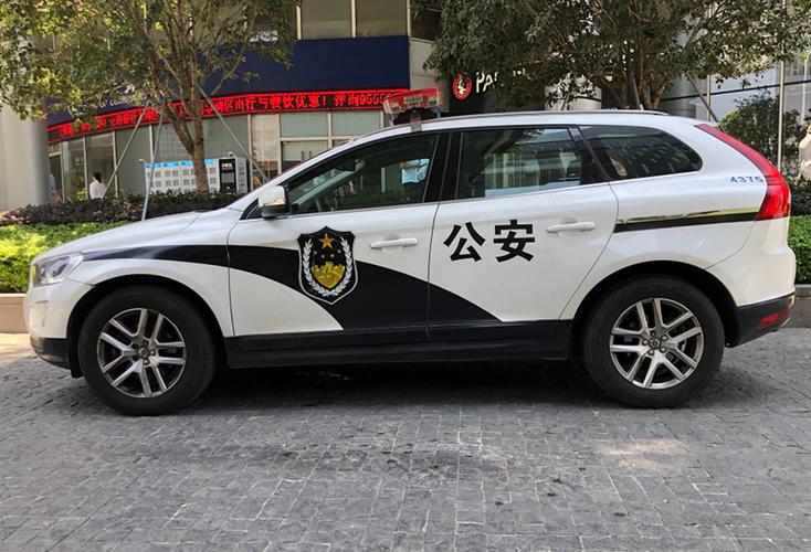 国内警车迎来"换代",上海换荣威,广西换宝骏,国产车崛起了