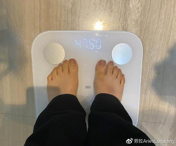 但在《乘风破浪的姐姐2》出局之后,陈妍希再度分享了自己的体重.