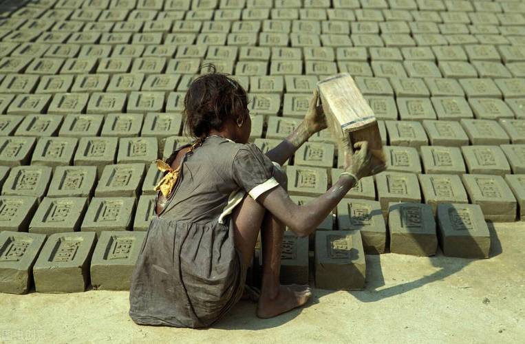 童工是指未满多少岁(雇佣童工的年龄界定标准)