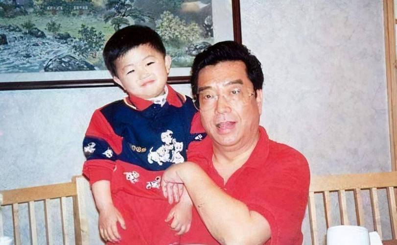 原创80岁李双江隐藏52年的大儿子曝光原来这么优秀难怪不公开