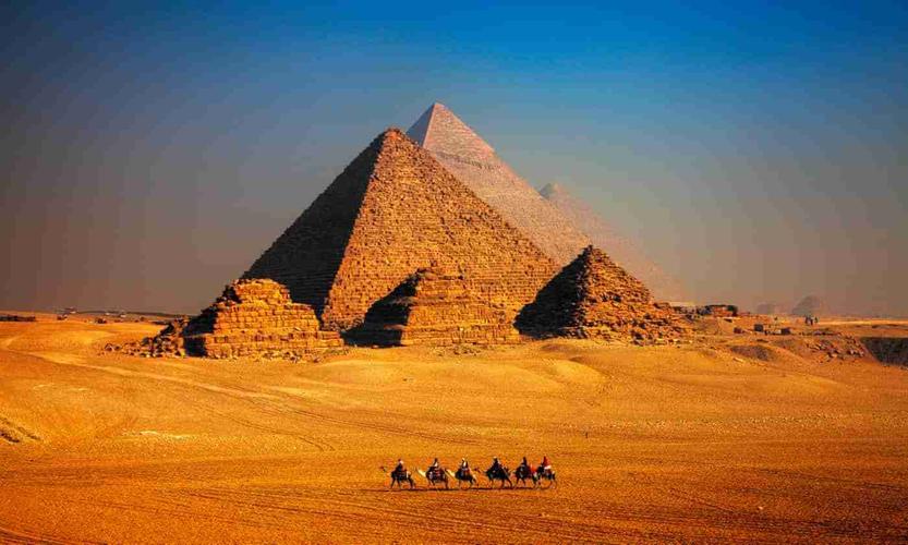 埃及金字塔真的是一个神秘之地,难怪会有这么多人前往去游玩观赏