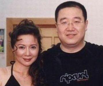蔡明嫁著名导演34年恩爱如初现今儿子是知名编剧