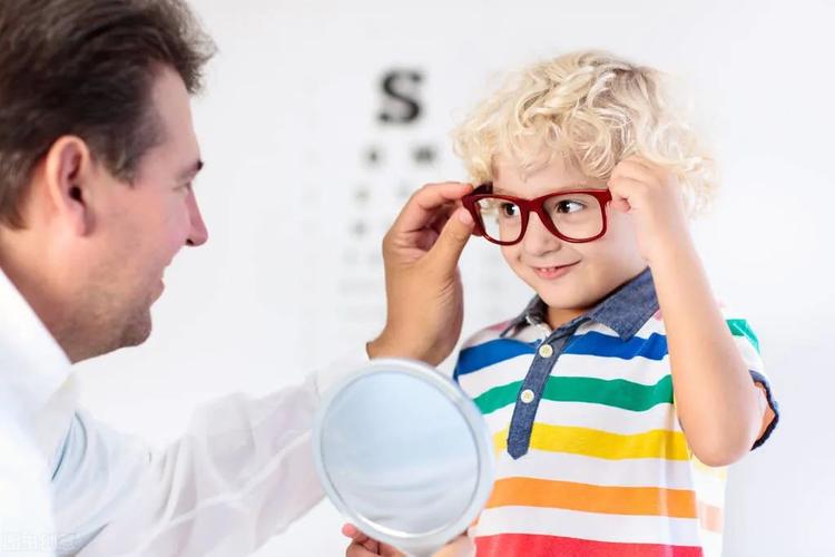 上饶儿童干预训练:如何让孩子进行有效的眼神对视?