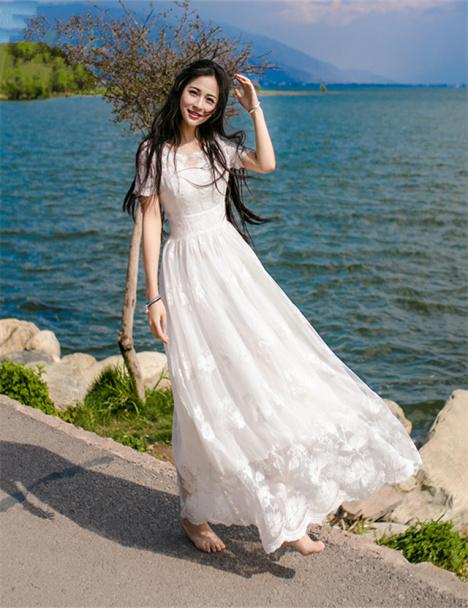 夏季短袖白色蕾丝连衣裙刺绣长裙波西米亚沙滩裙