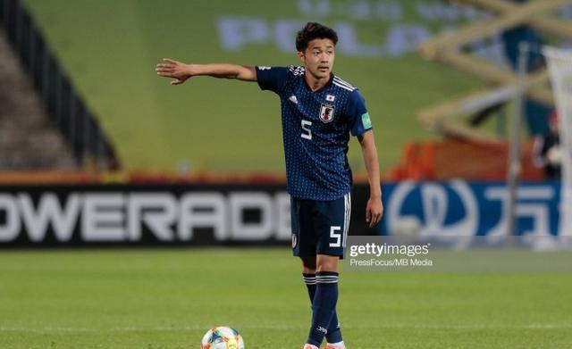 菅原由势曾代表日本国青出战2017年u17世界杯,当时的那支日本队中,有