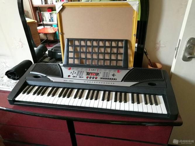 出个闲置的95新美科mk980电子琴