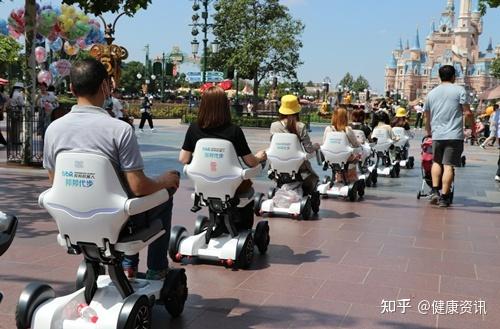 邦邦代步车惊艳上海迪士尼乐园被称神仙车