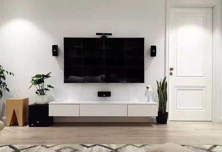壁挂电视如何安装 客厅电视机挂墙多高合适