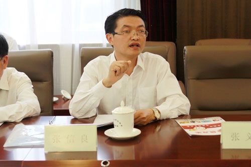 中国投资担保专家委员会副主任兼秘书长张信良