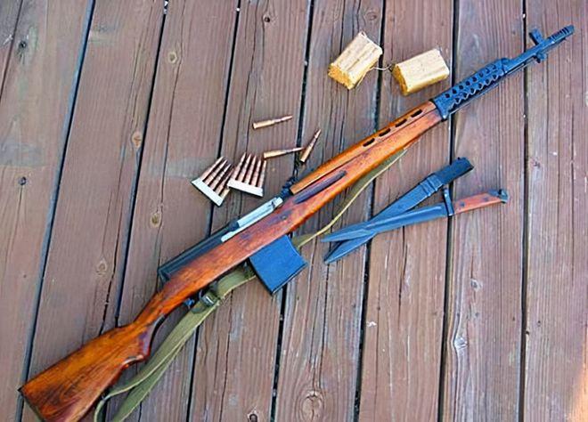 步枪:抄袭苏联,德军兵王才配拥有,盟军却一点不屑|机枪|武器|弹匣