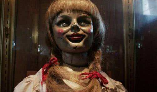 马来西亚火车上惊现恐怖娃娃是真的吗