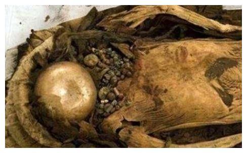 秦始皇陵墓至今无人敢挖?来看看这三位盗墓者的尸骨你就知道了